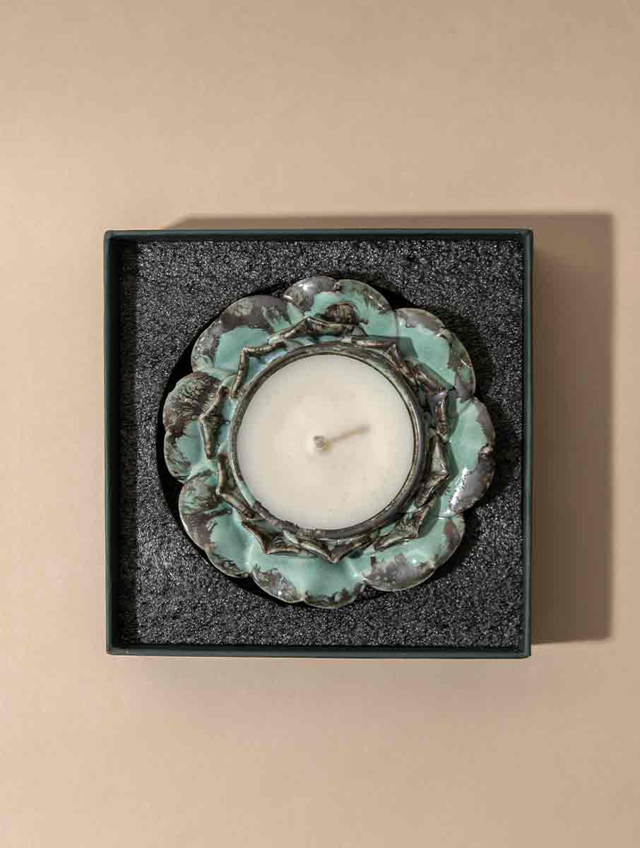 Lotus Bloom Ceramic Candle (Scented)