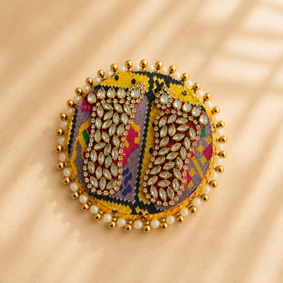 Swarn Utsav White & Gold Festive Gift Basket - https://artecasa.in/