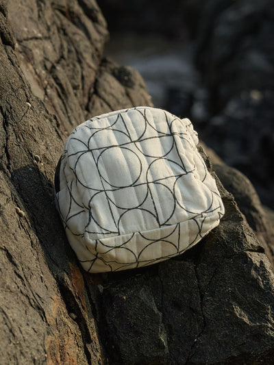 Sustainable Quilted Cotton Travel Pouch l Black & White Organizer