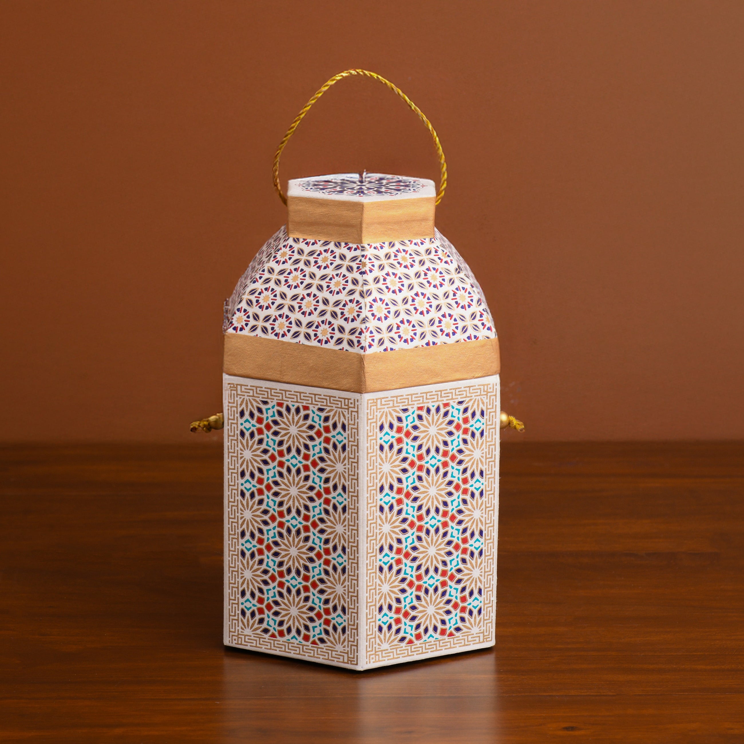 Lantern Shaped Box