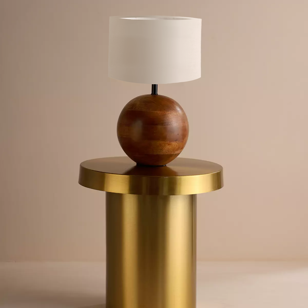 Sphere Table Lamp