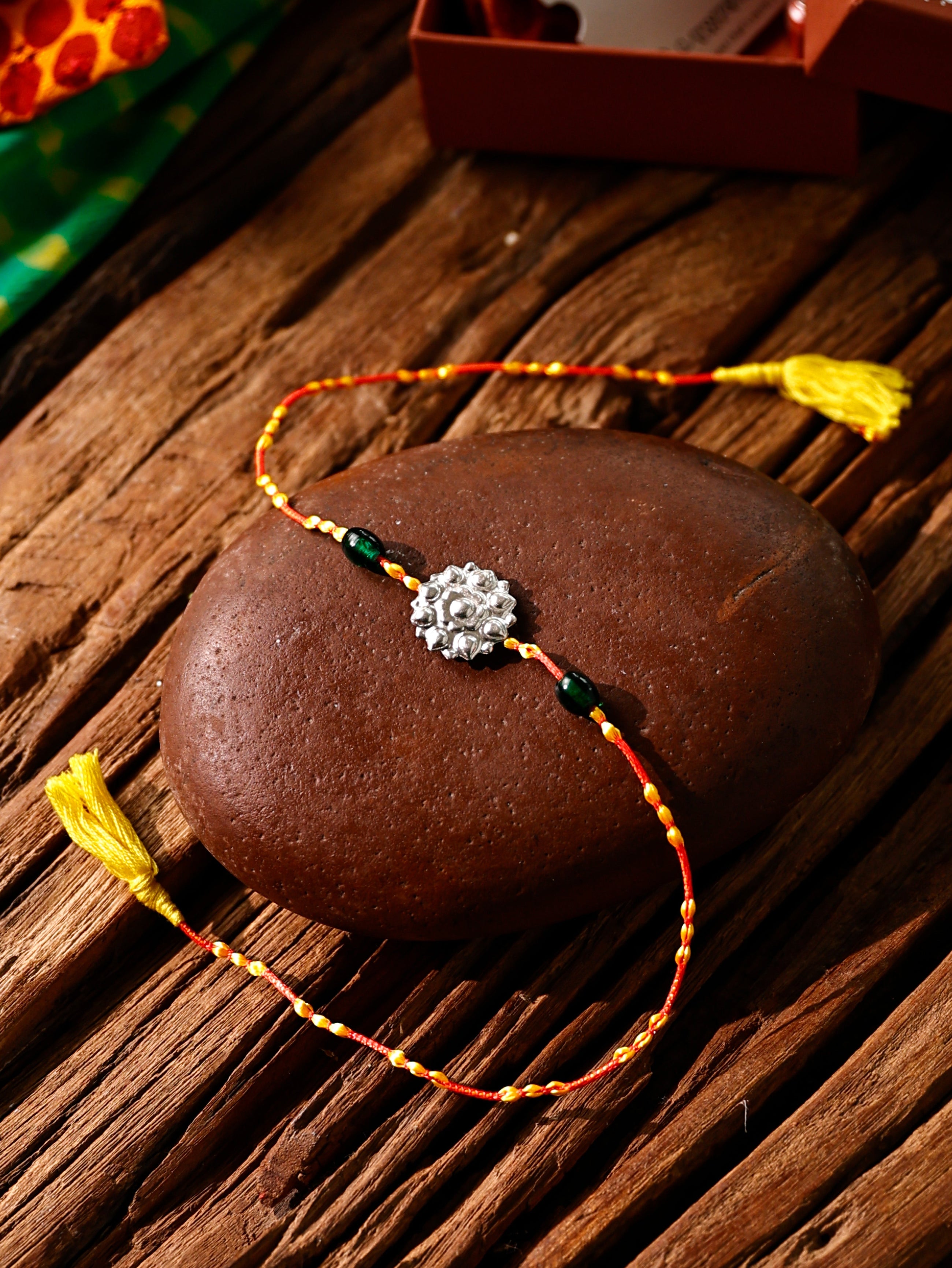Gulbaan Rakhi