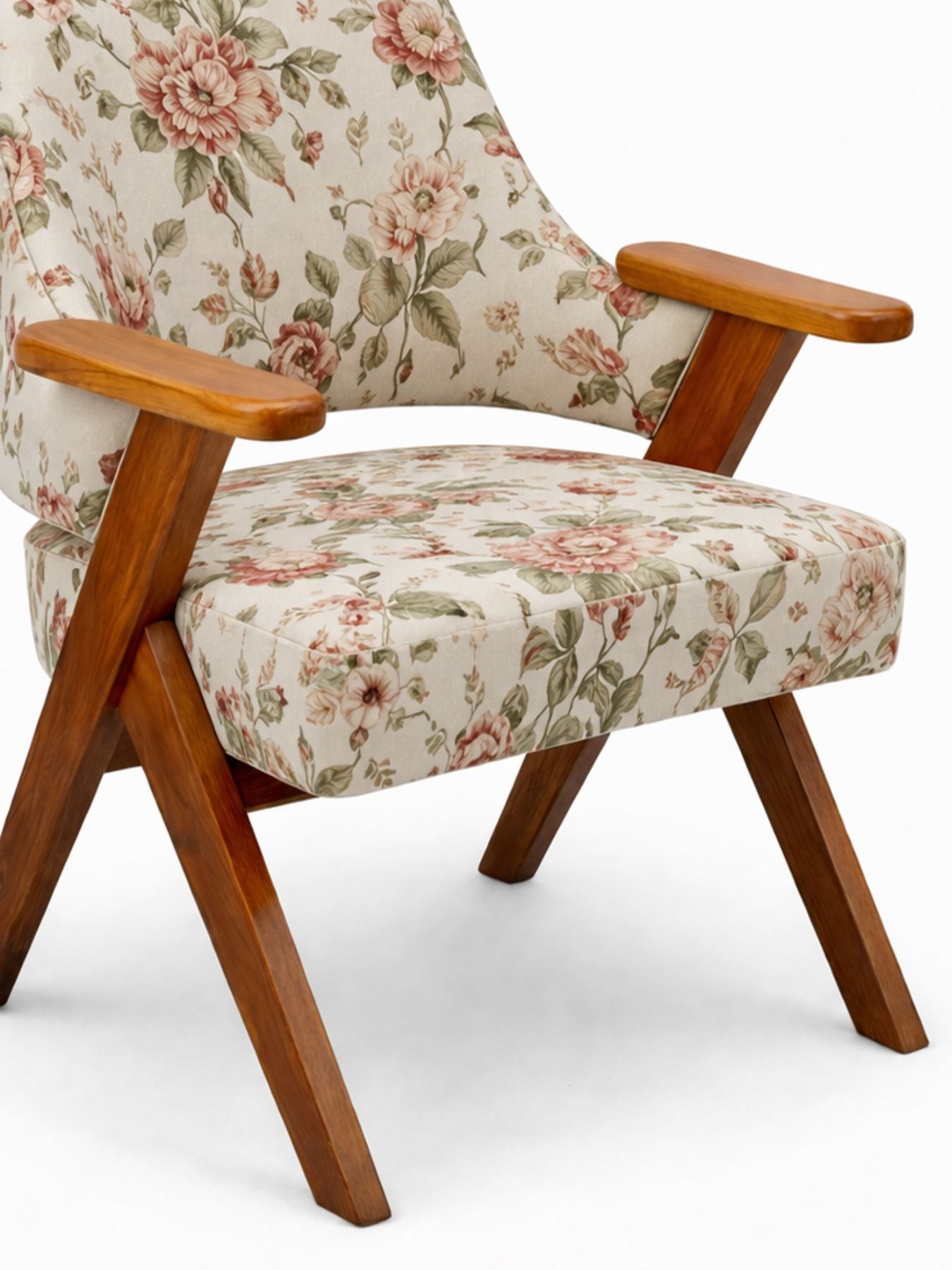 Yuki Contemporary Wooden Lounge Chair