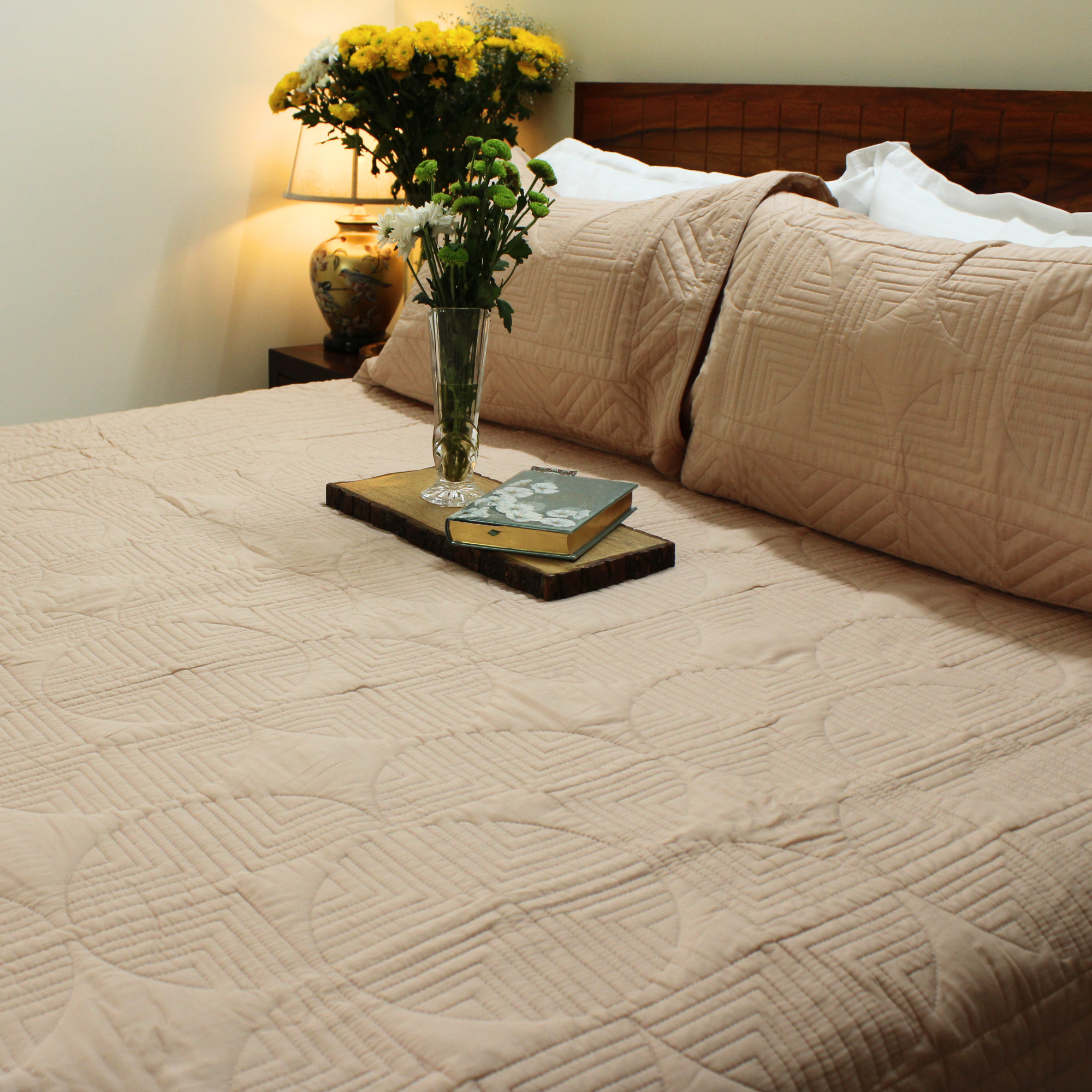 Serene Stich Quilted Bed Cover-MM