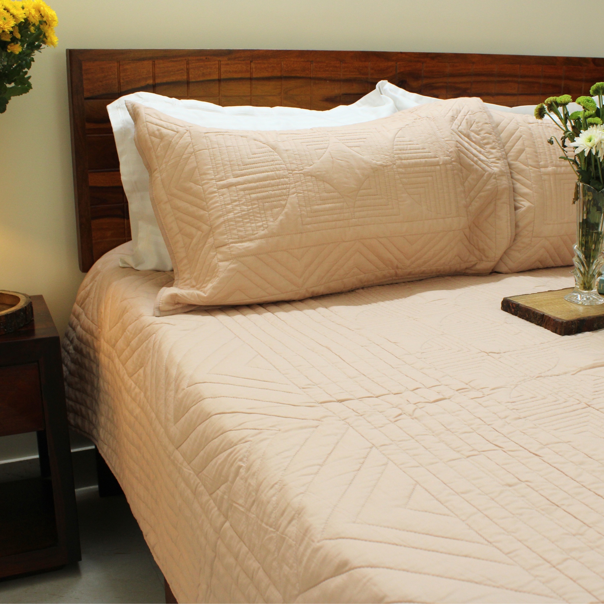 Serene Stich Quilted Bed Cover-MM