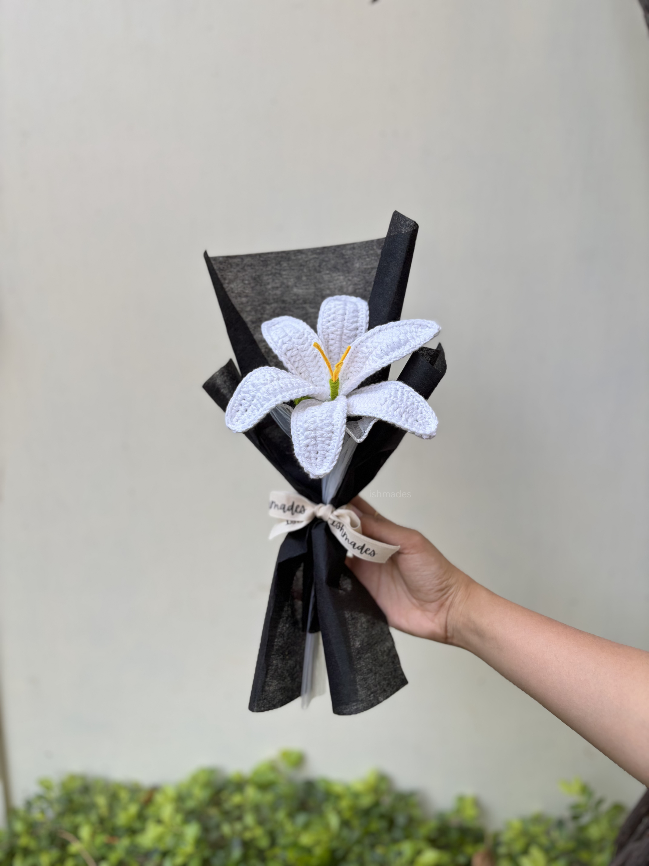 Pure Grace Lily bouquet - Product Image 