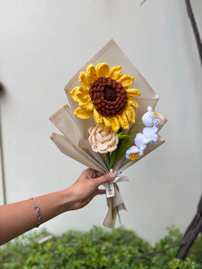 The golden bloom edit bouquet