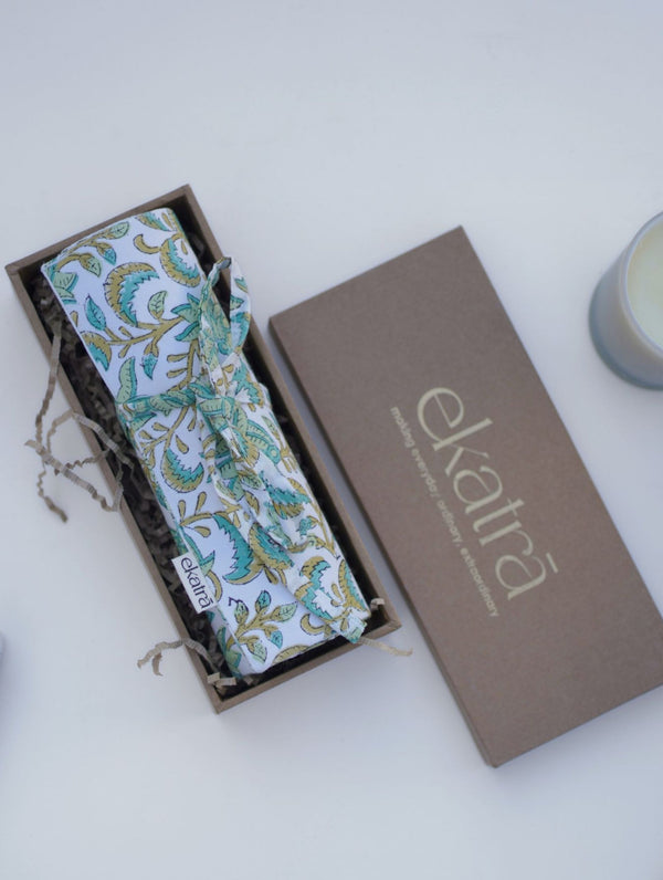 Roll Up Case - Green Floral