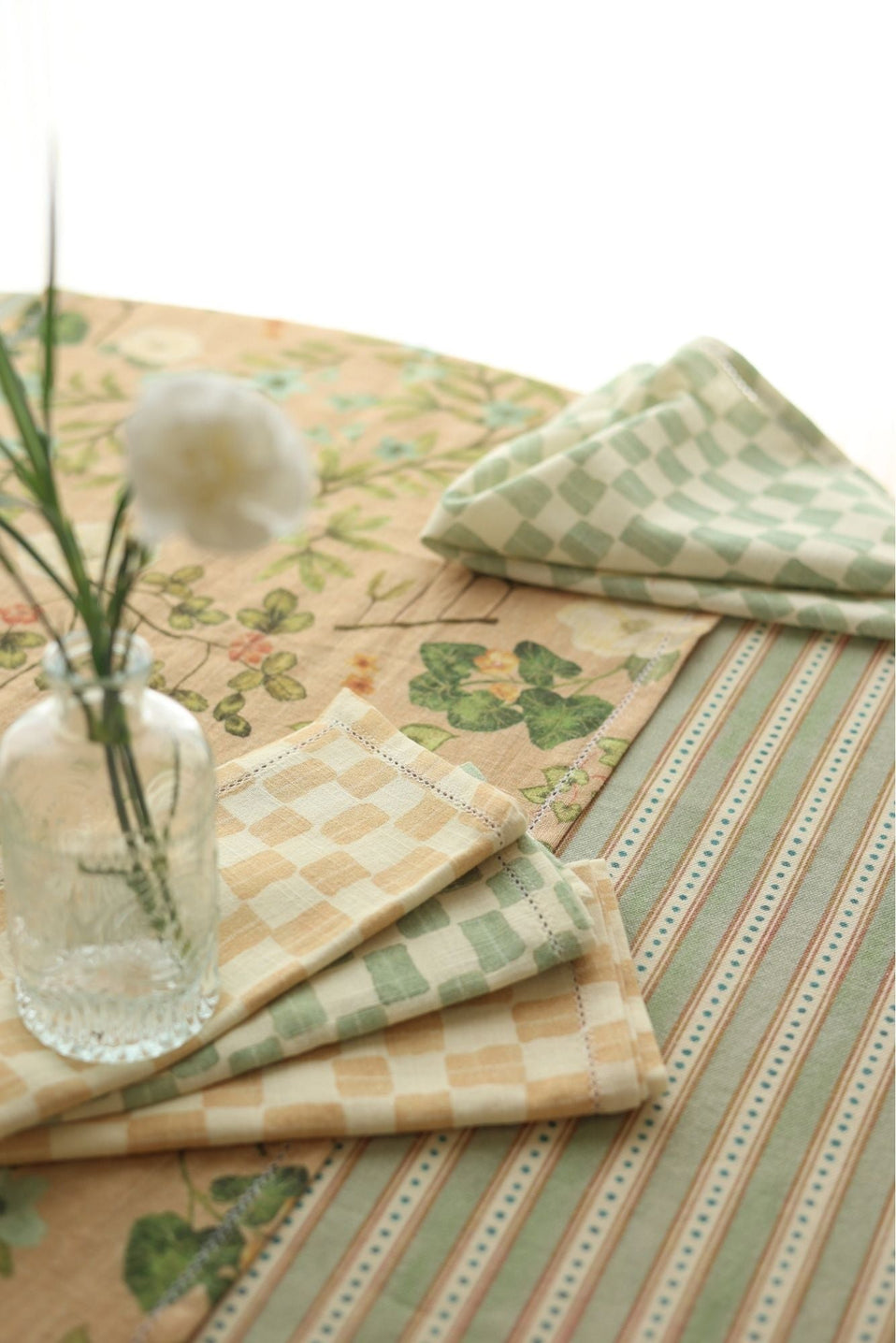 Valley Peach Linen Table Runner