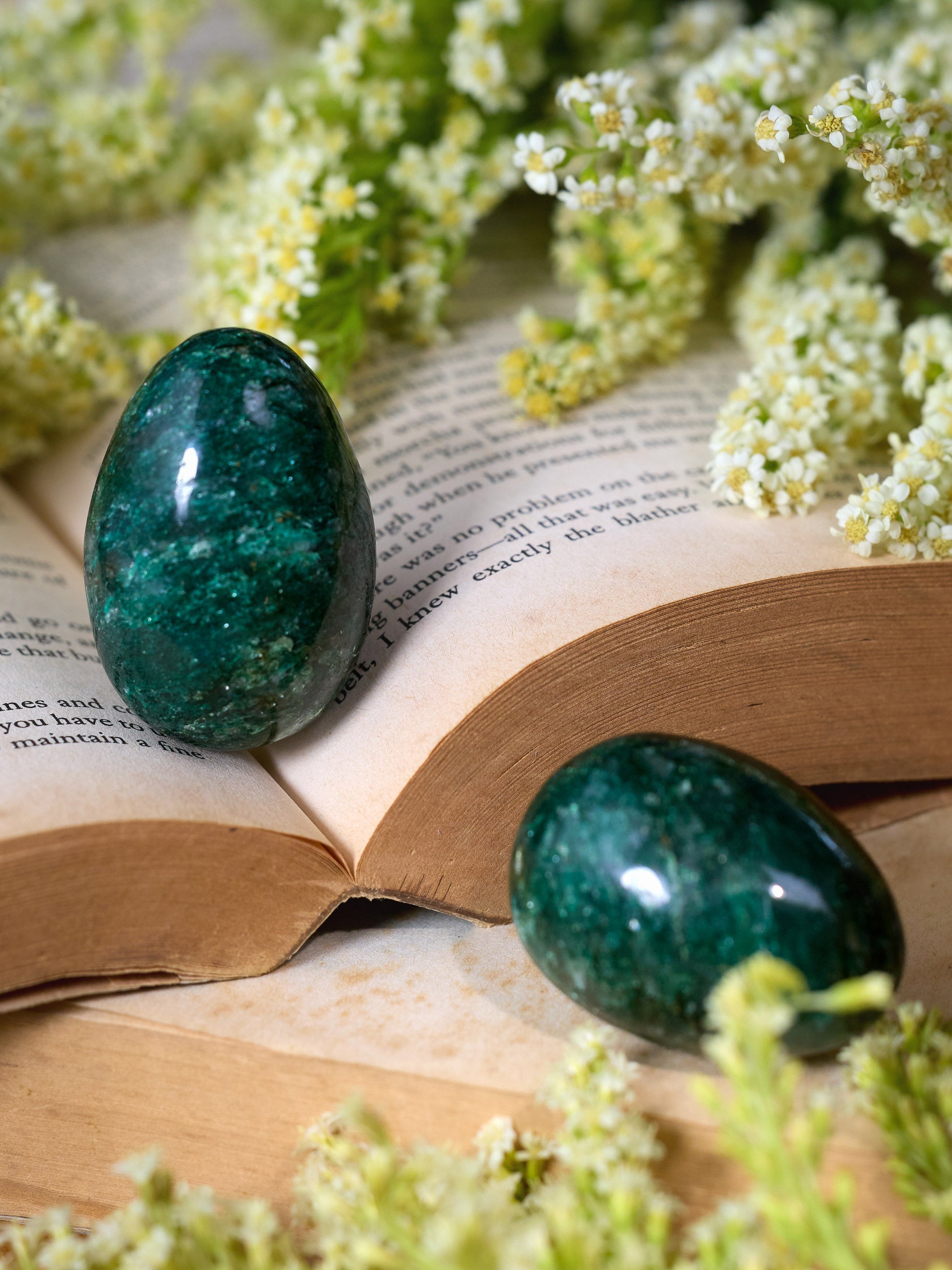 Semi-precious Stone - Moss Agate Egg