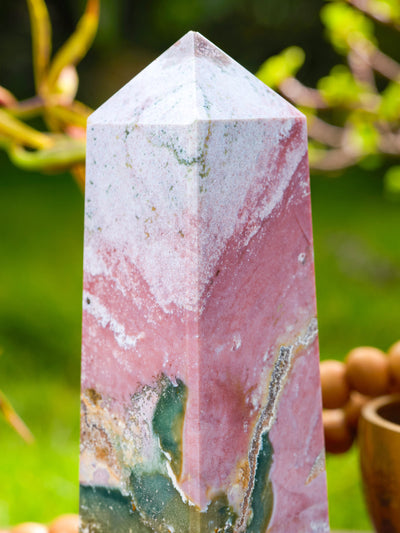 Semi-precious Stone - Agate Tower
