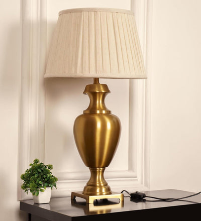 Trophy Brass Table Lamp, Antique Gold (27") – Pleated Shade