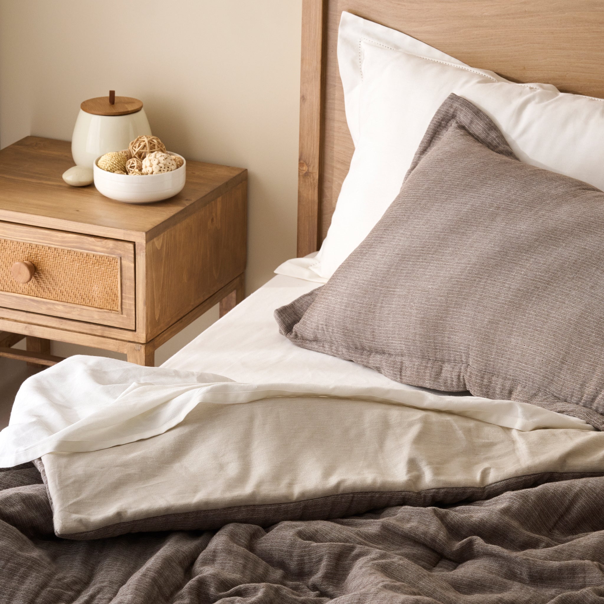 Oyster | Cotton Bamboo | Gauze | Comforter