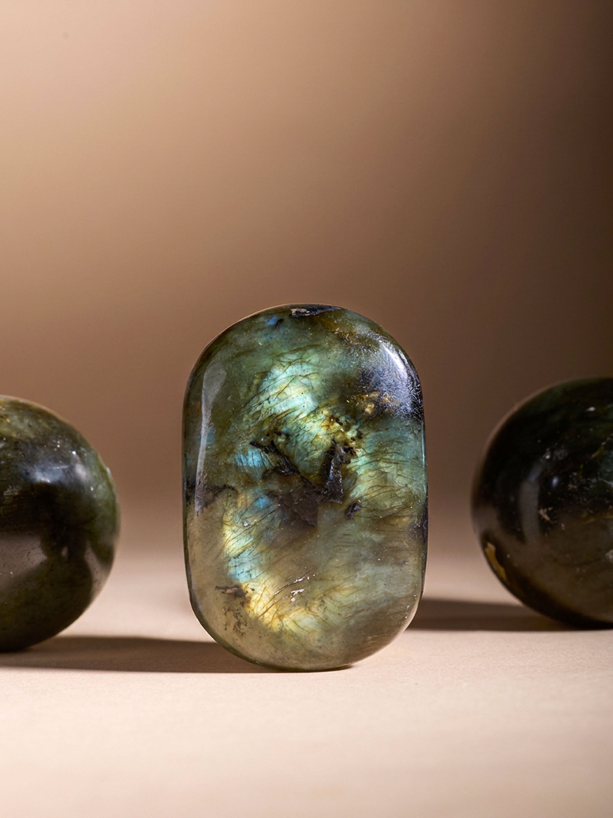 Semi-precious Gemstone - Labradorite Palmstone