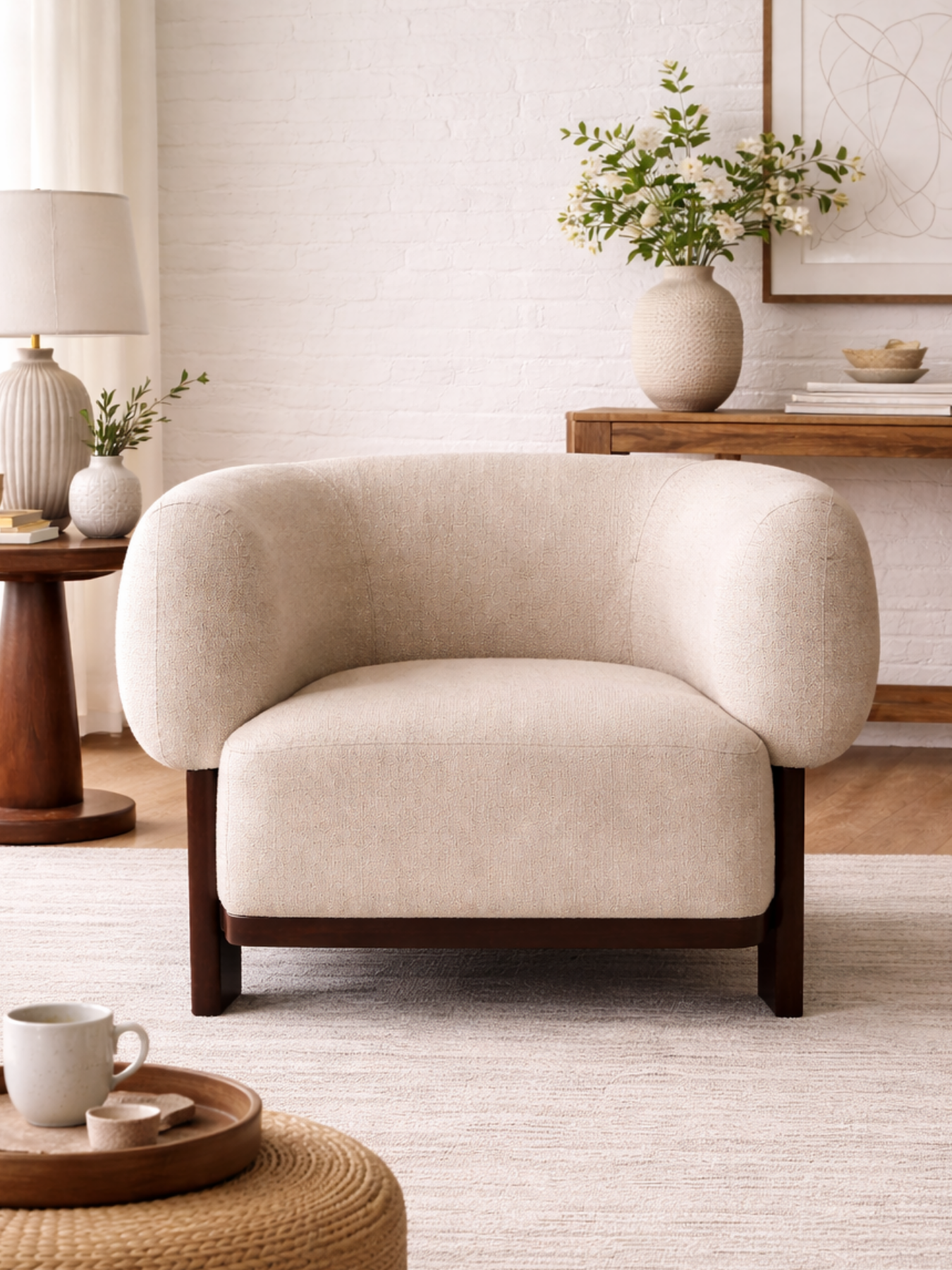 Elix Lounge Chair