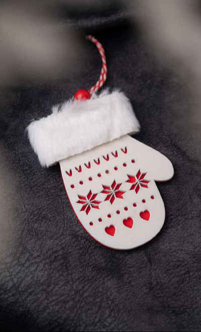 Christmas Mitten Tree Hanging Ornament with Red _CC114