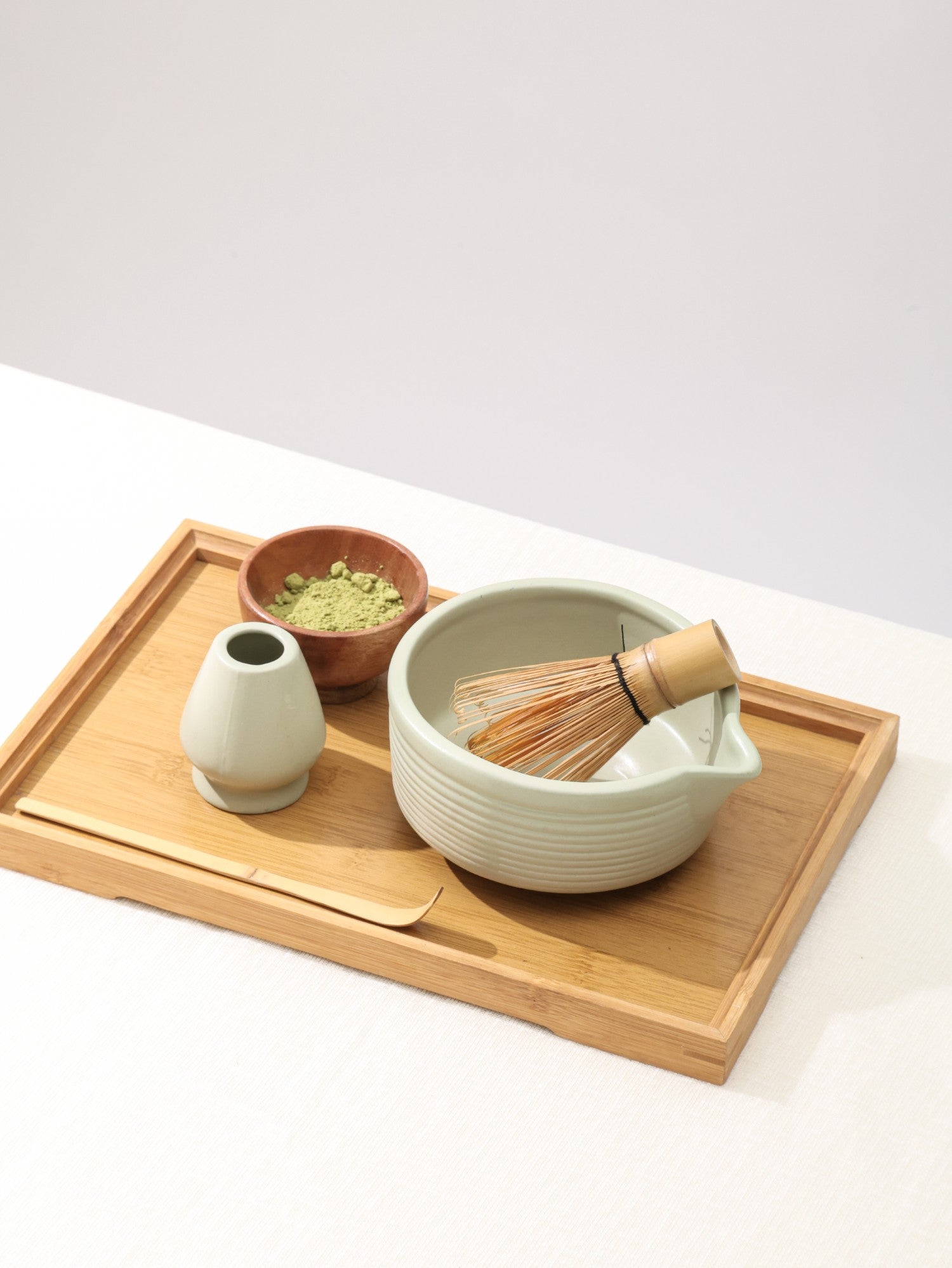 Matcha Tea Mixing Bowl & Whisk Holder Set - Ribbed Design