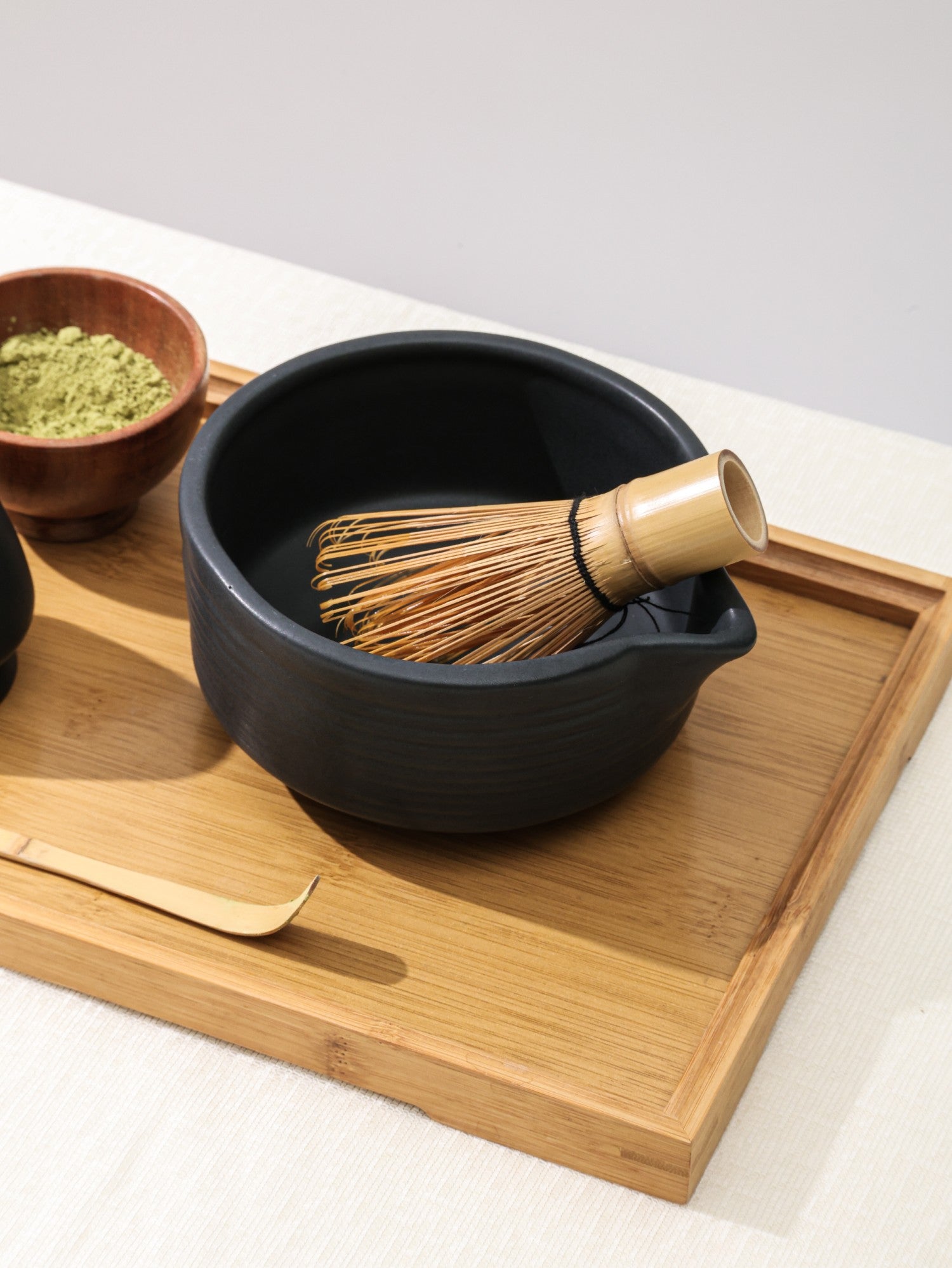 Matcha Tea Mixing Bowl & Whisk Holder Set - Ribbed Design