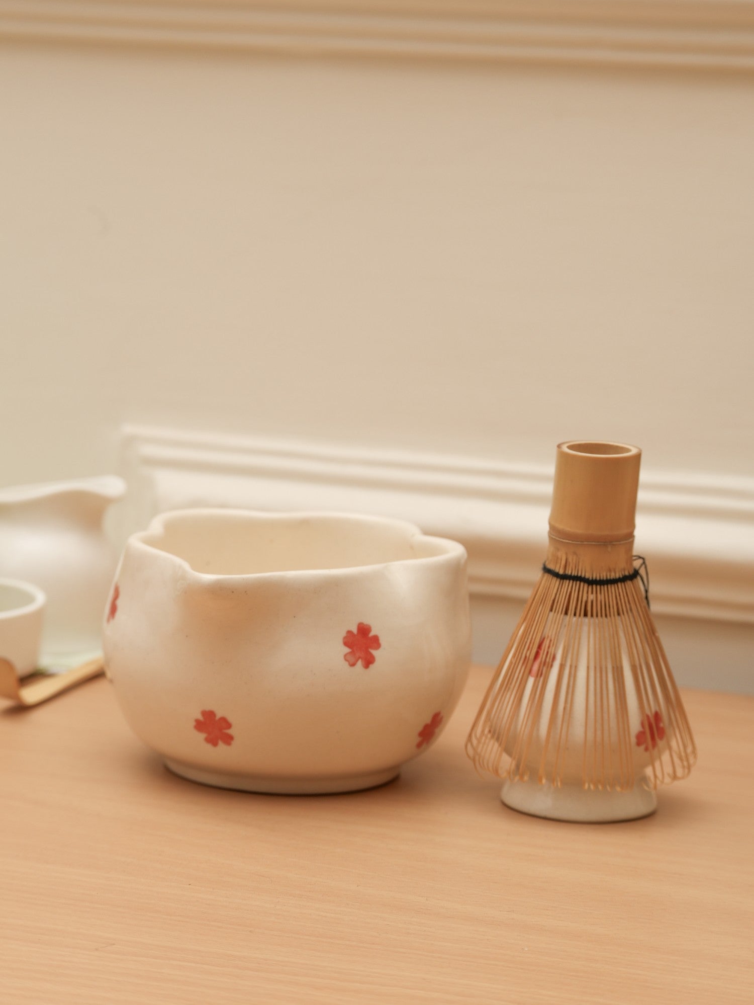 Matcha Tea Mixing Bowl & Whisk Holder Set - Floral Design