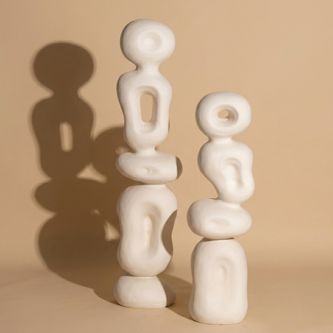 Grande Ren Organic Sculpture - White