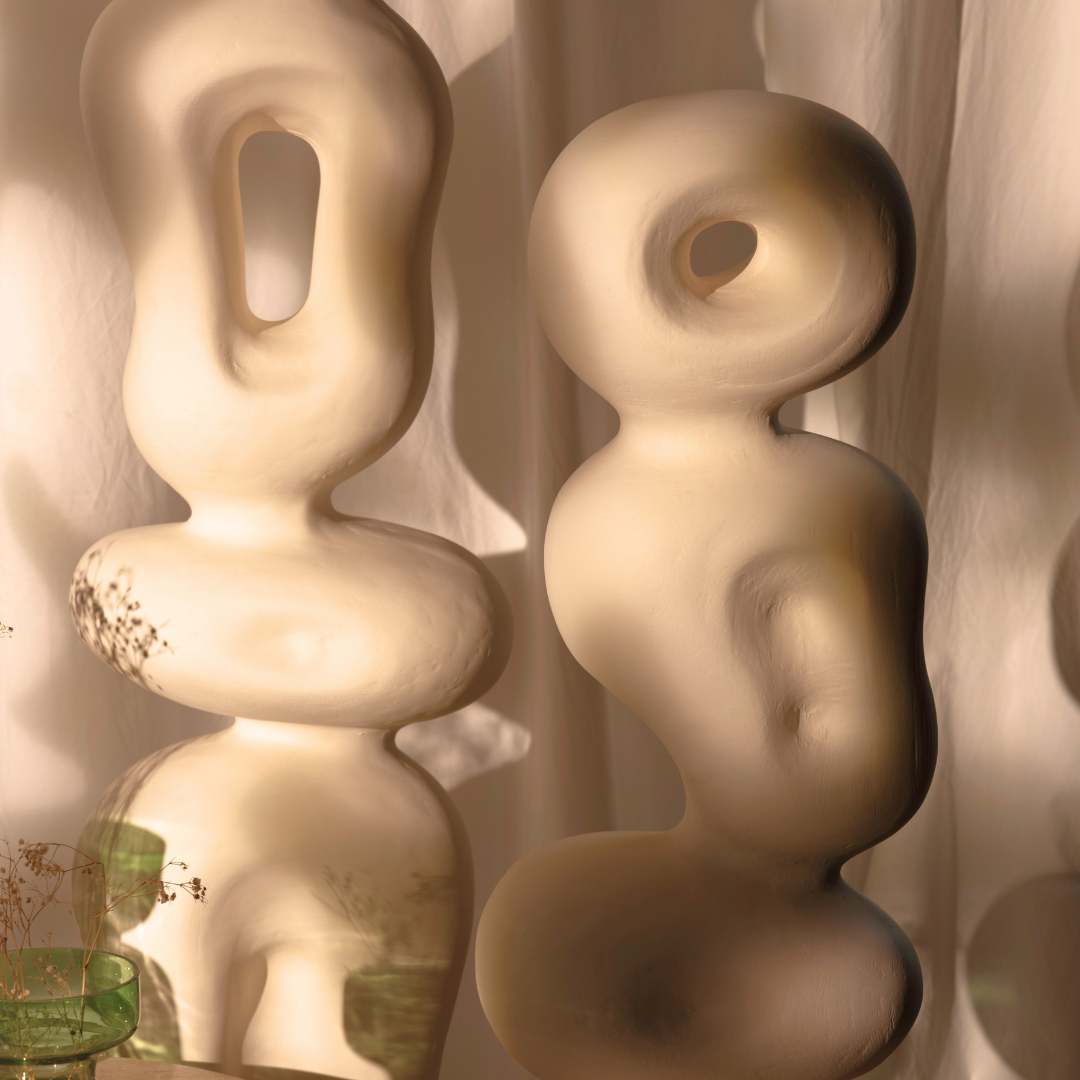 Grande Ren Organic Sculpture - White