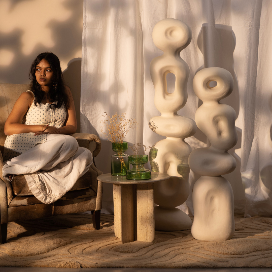 Grande Ren Organic Sculpture - White
