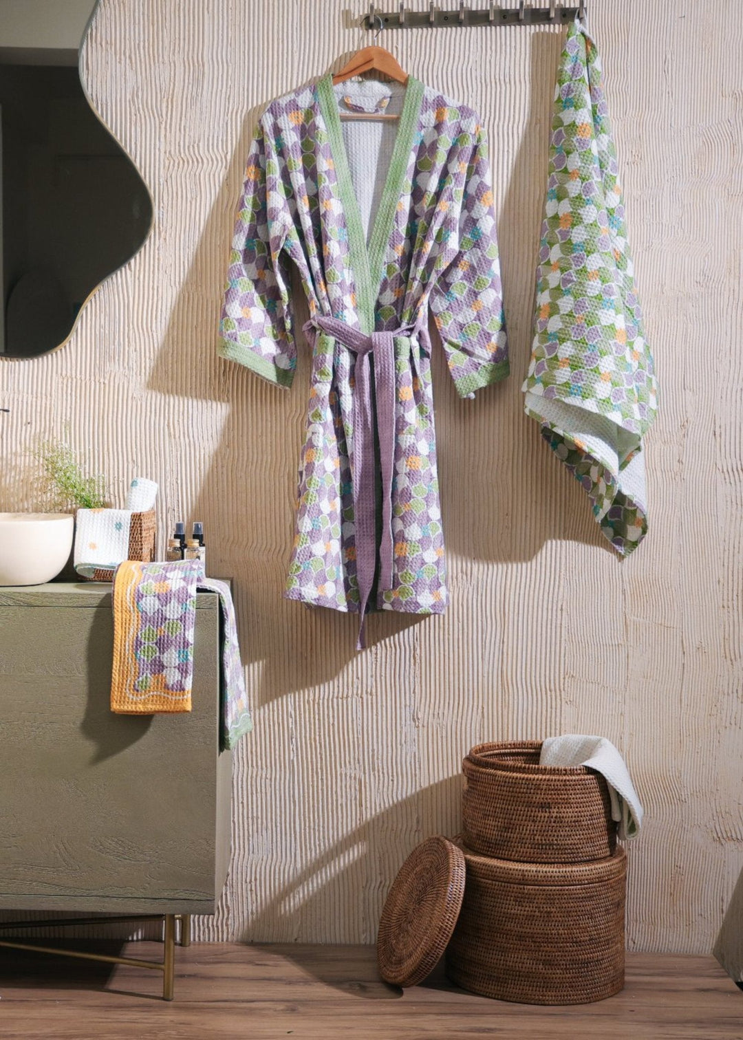Mosiac Purple Cotton Waffle Bath Towel