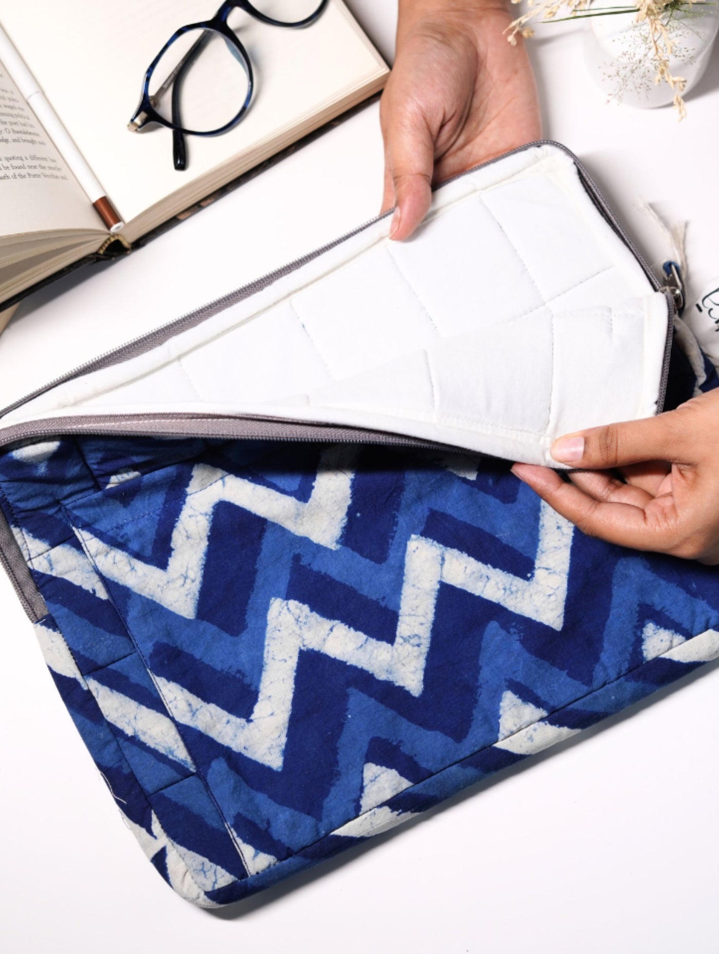 Laptop Sleeve Indigo Chevron