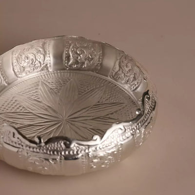 Heirloom Urli Silver