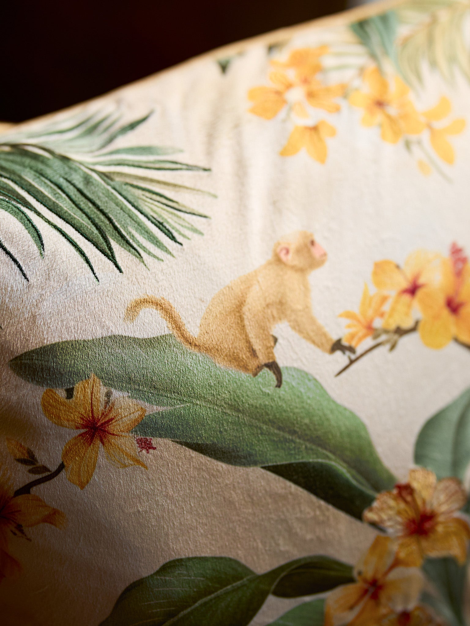 Keesh - Multicolor Velvet Cushion Cover