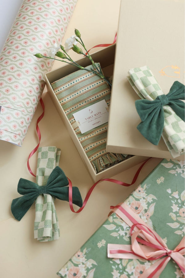 Meadow Fern Gift Set-Mats, Napkins & Napkin Rings