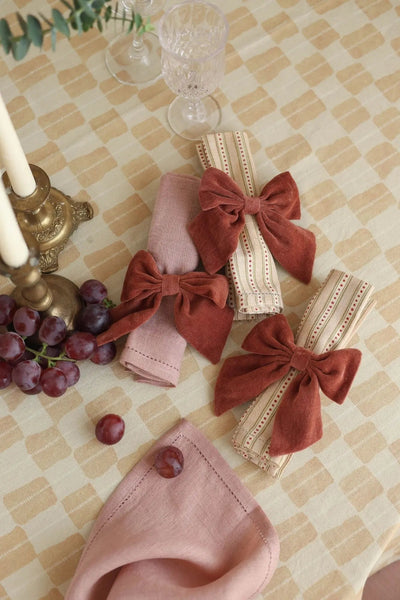 Echo Sand Cotton Table Cover