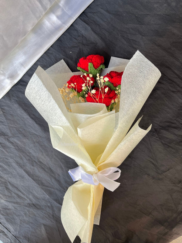 Ishmades Lush Love Bouquet