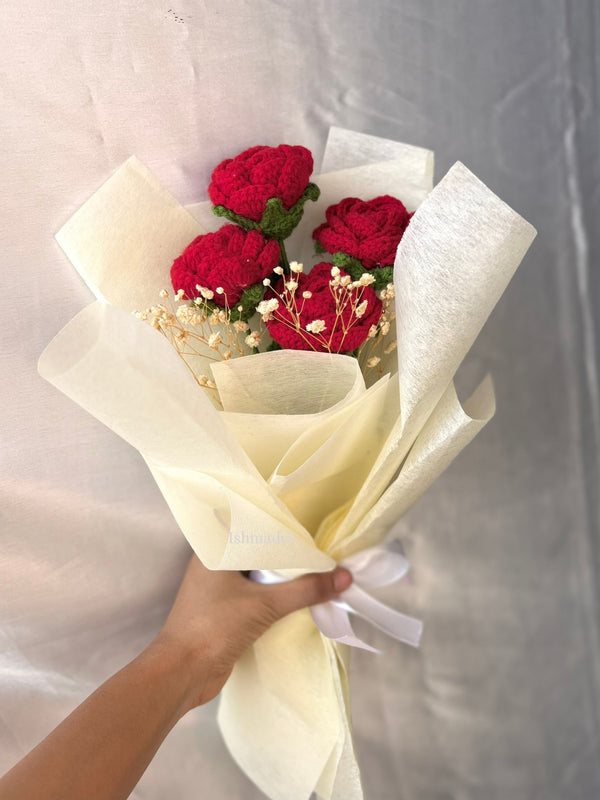 Ishmades Lush Love Bouquet