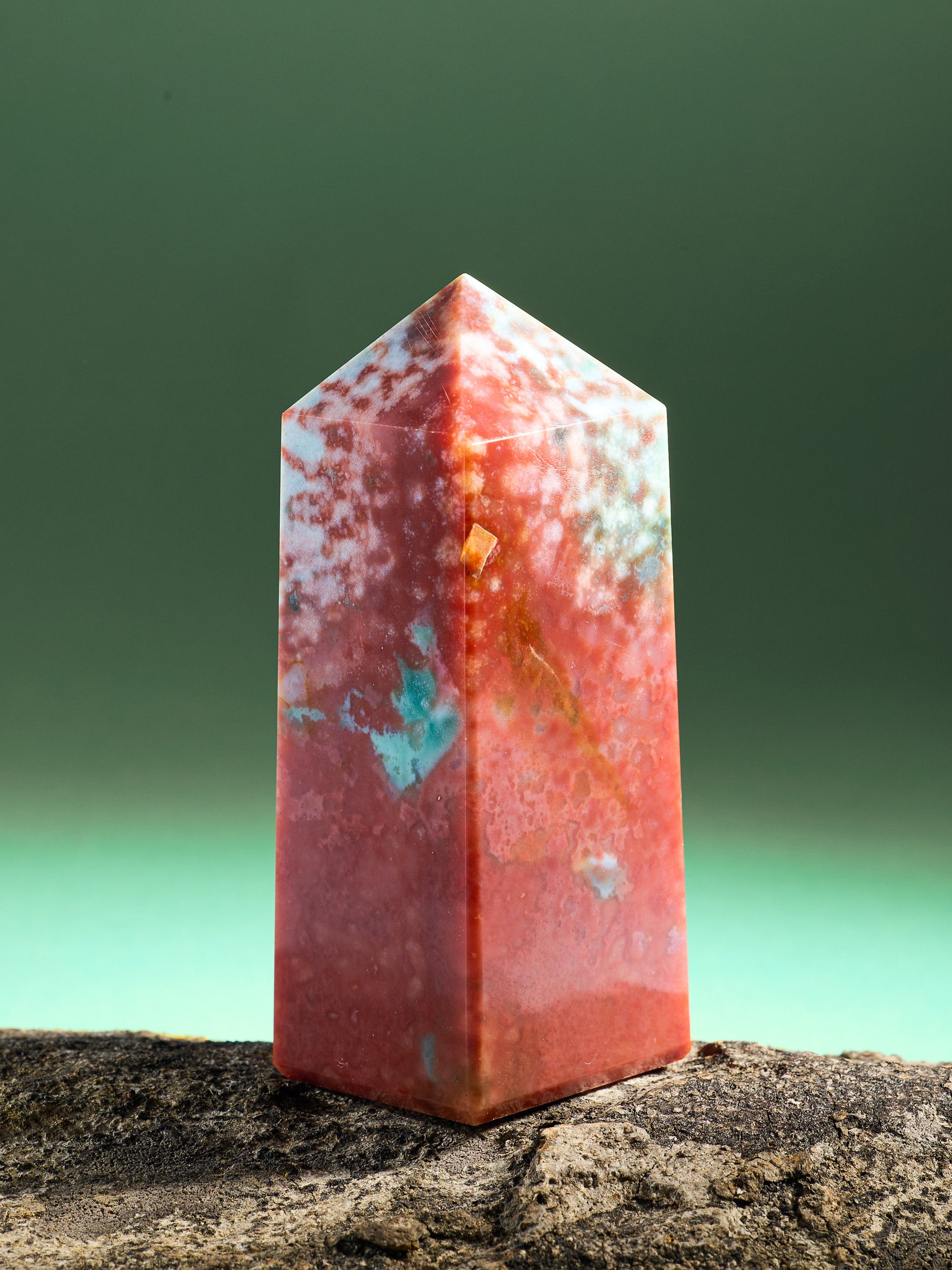 Semi-precious Gemstone - Agate Tower