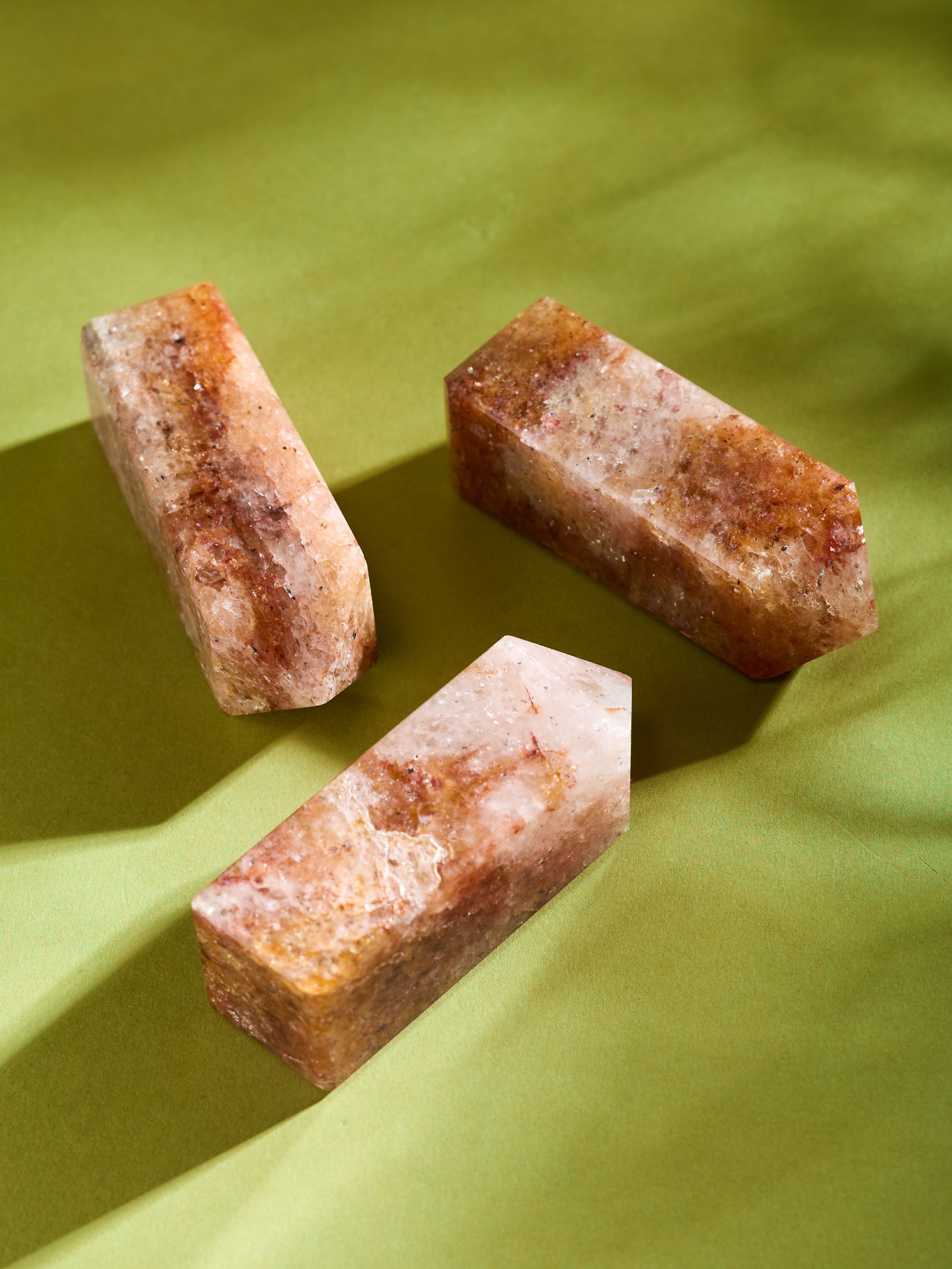 Semi-precious Gemstone - Strawberry Quartz Tower