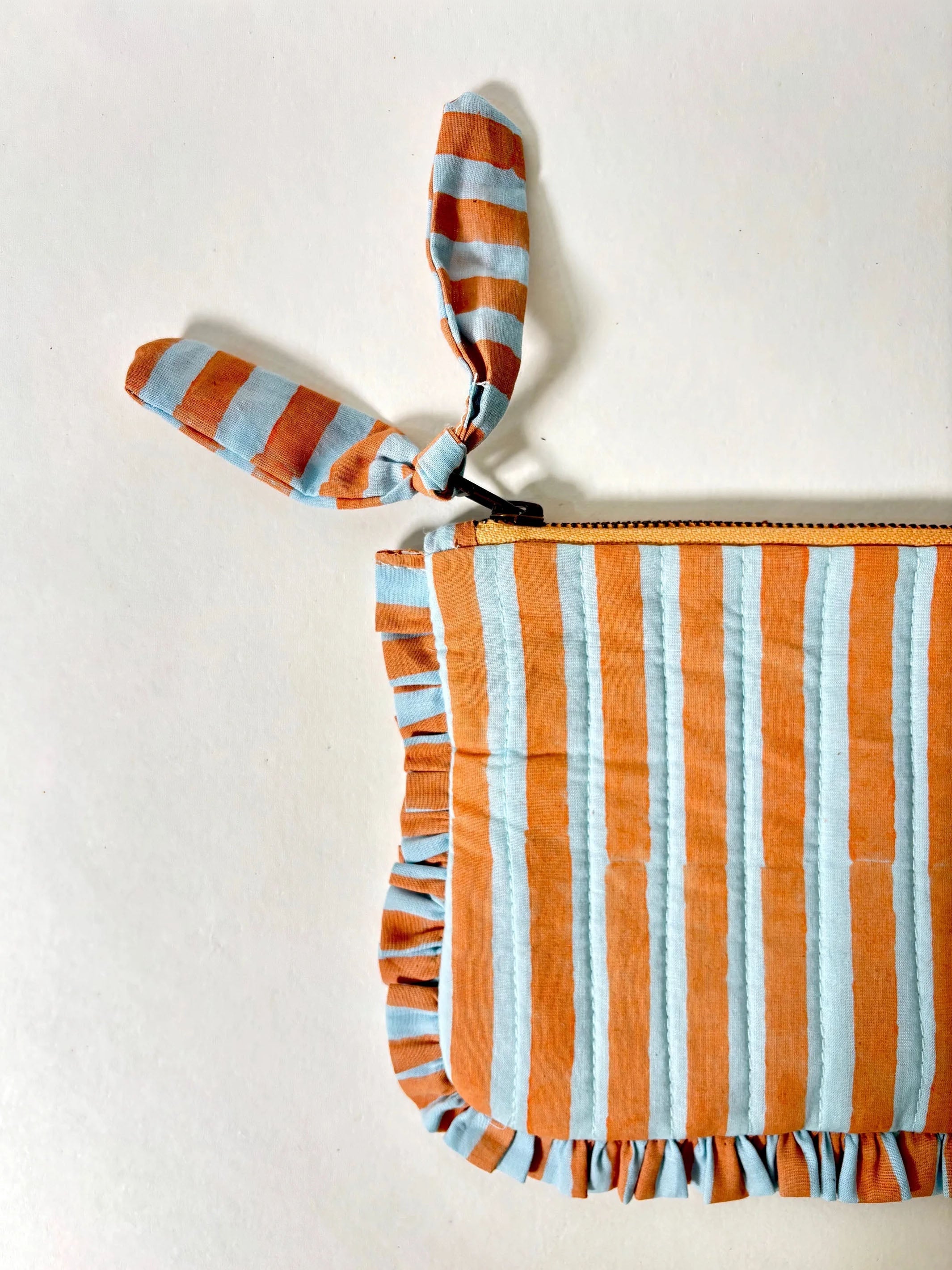 Sustainable Quilted Cotton Travel Pouch l Midsummer Bloom Flat Frill Organizer