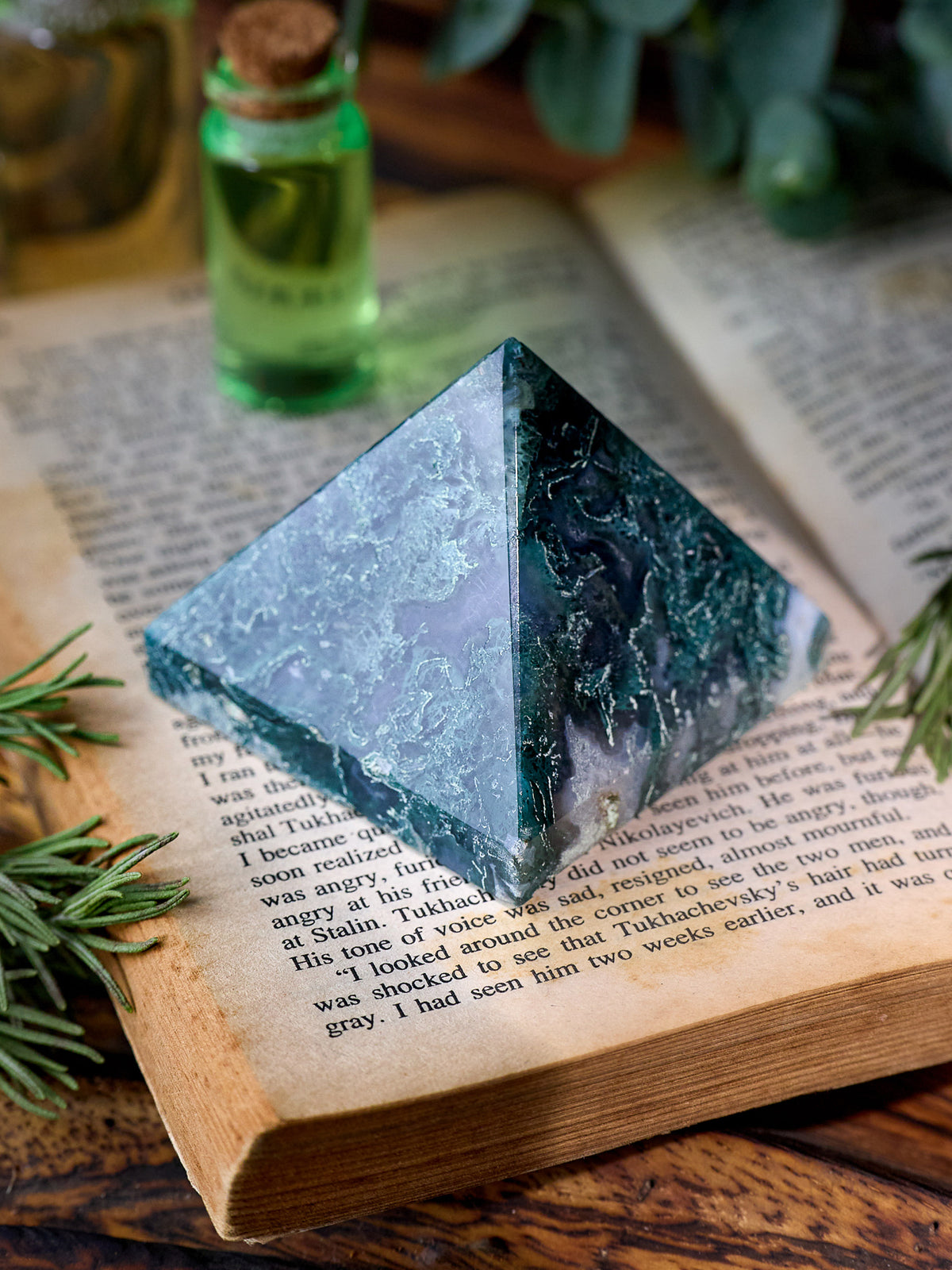 Semi-precious Gemstone - Moss Agate Pyramid