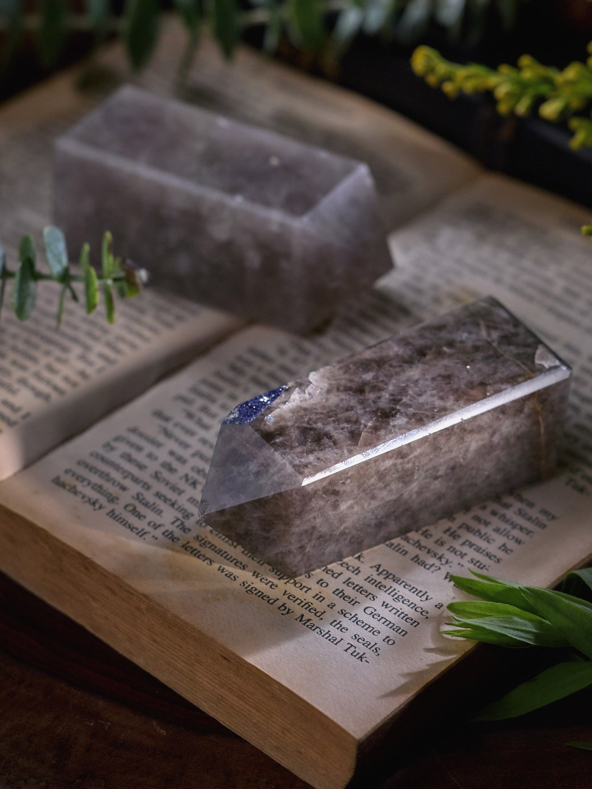 Semi-precious Stone - Smoky Quartz Tower (Dark)