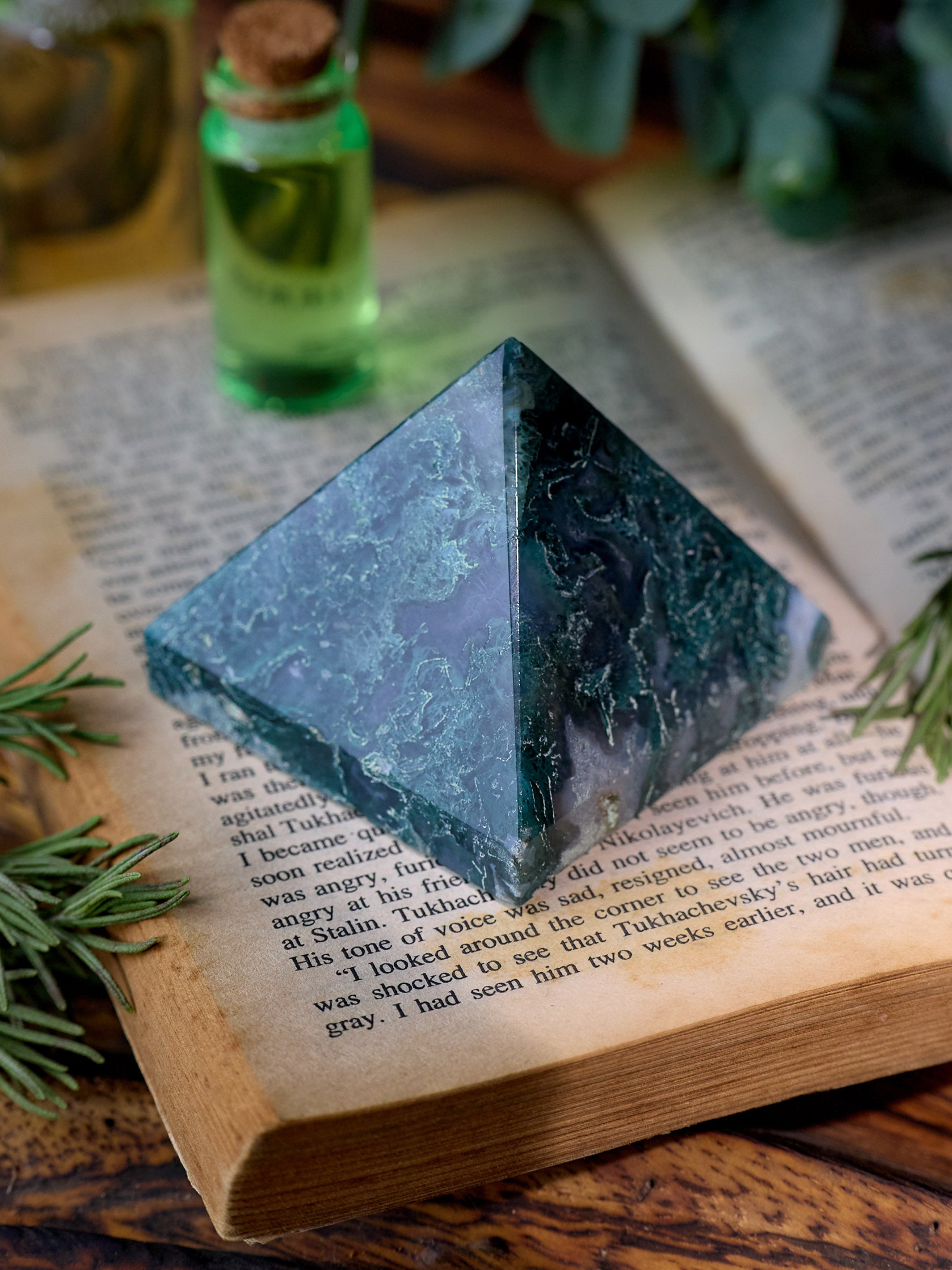 Semi-precious Gemstone - Moss Agate Pyramid