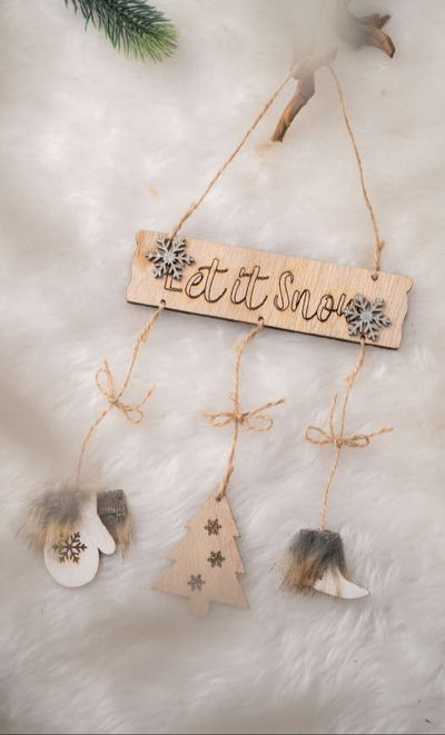 Wooden Let it Snow Hanging Décor_CC141