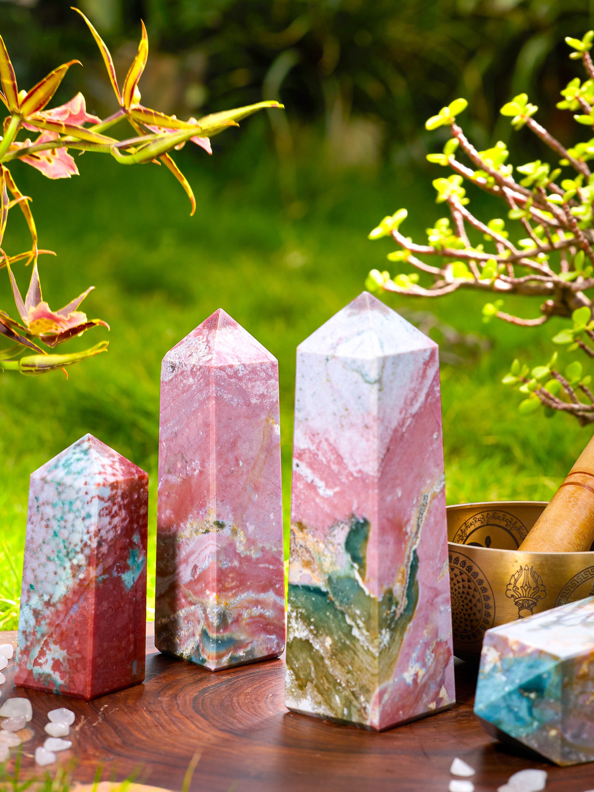 Semi-precious Gemstone - Agate Tower