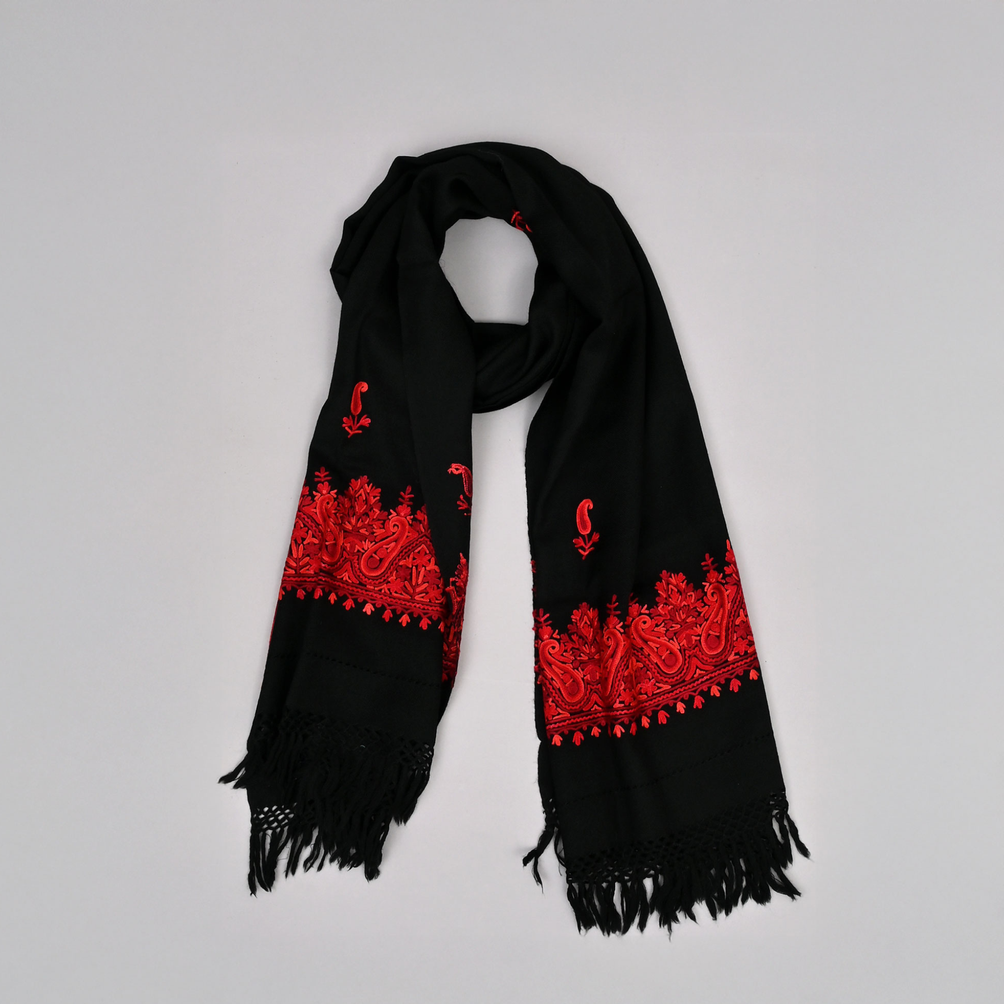 Aari Fine Wool Stole
