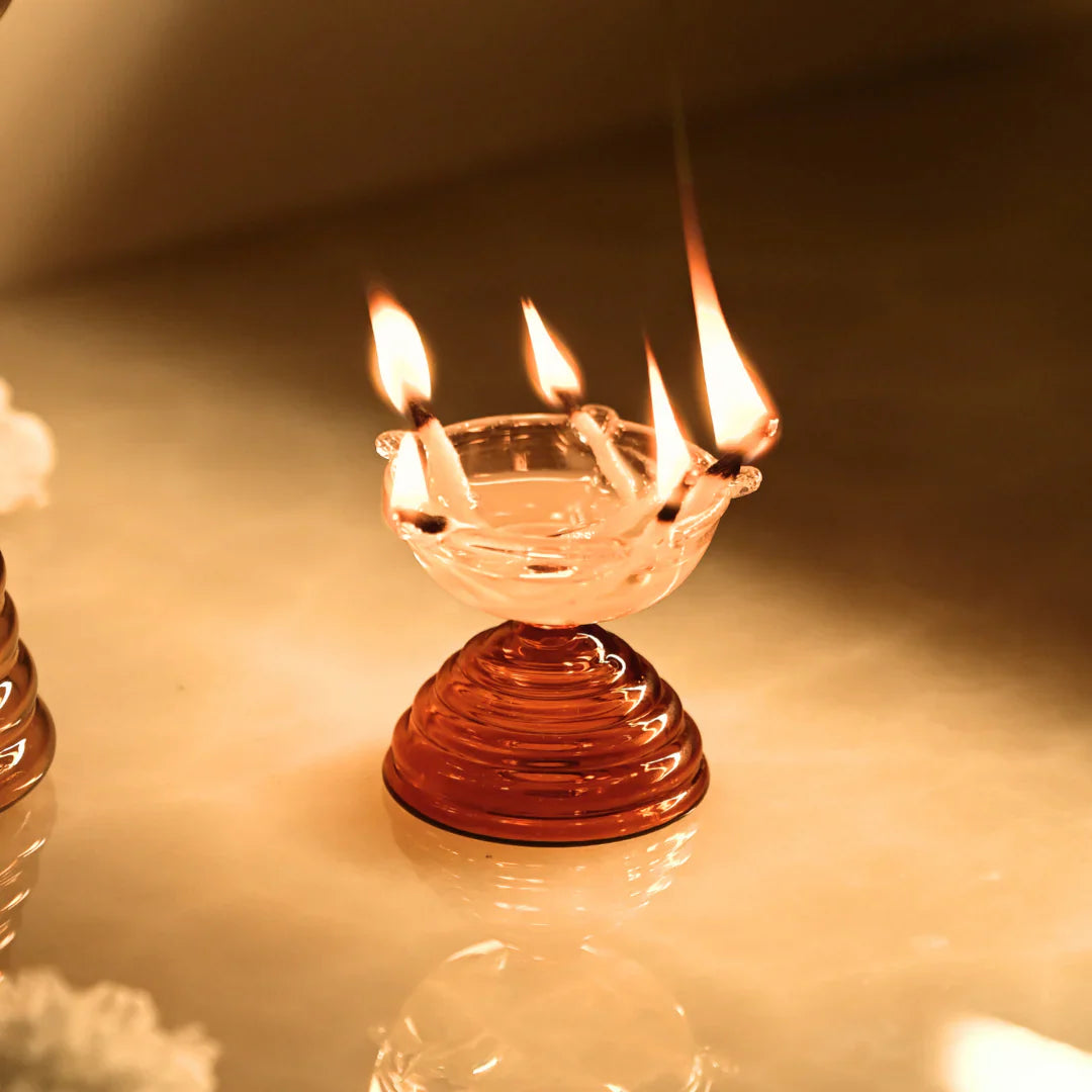 Muun Gift Box - Kalash Oil Lamp + Short Bell + Short Diya