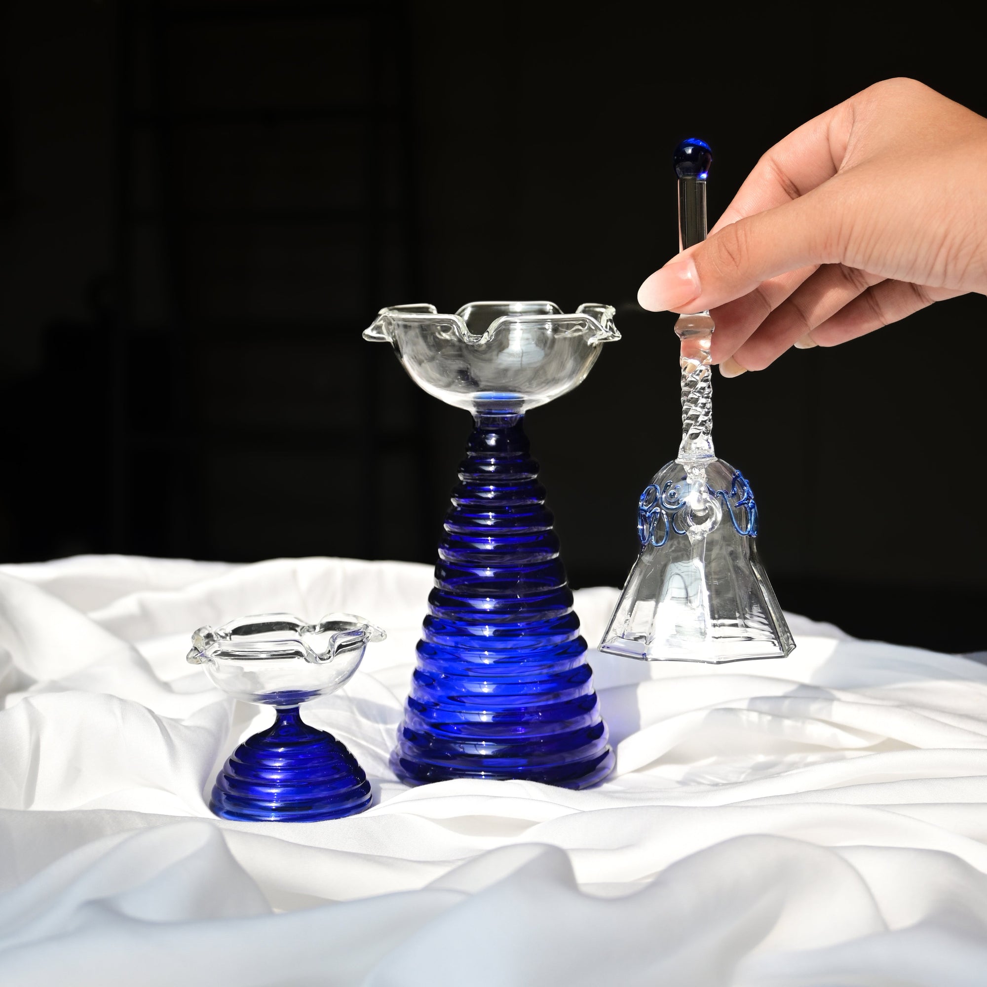 Muun Glass Puja Bundle - Tall Diya + Short Diya + Bell
