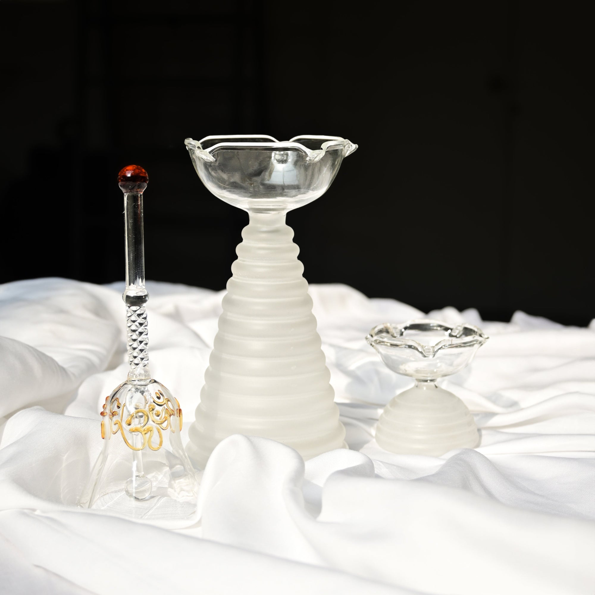 Muun Glass Puja Bundle - Tall Diya + Short Diya + Bell