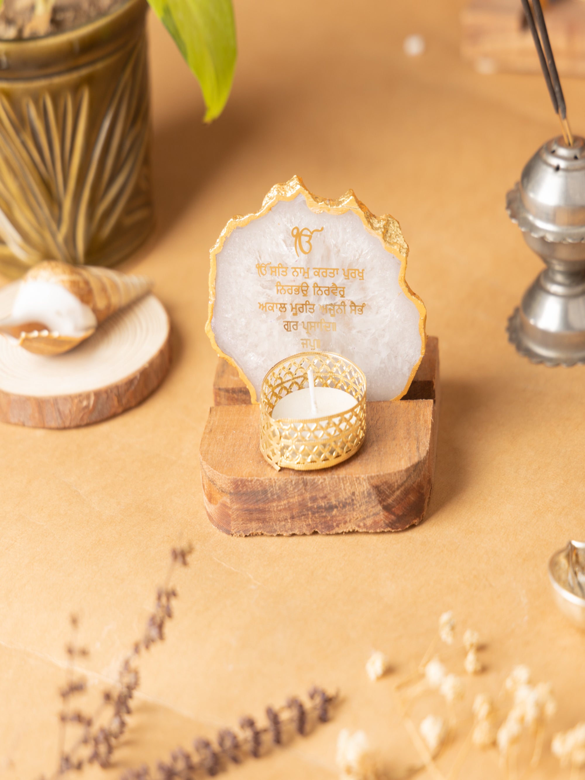 Ik Onkar Mantra Agate Tealight Wooden