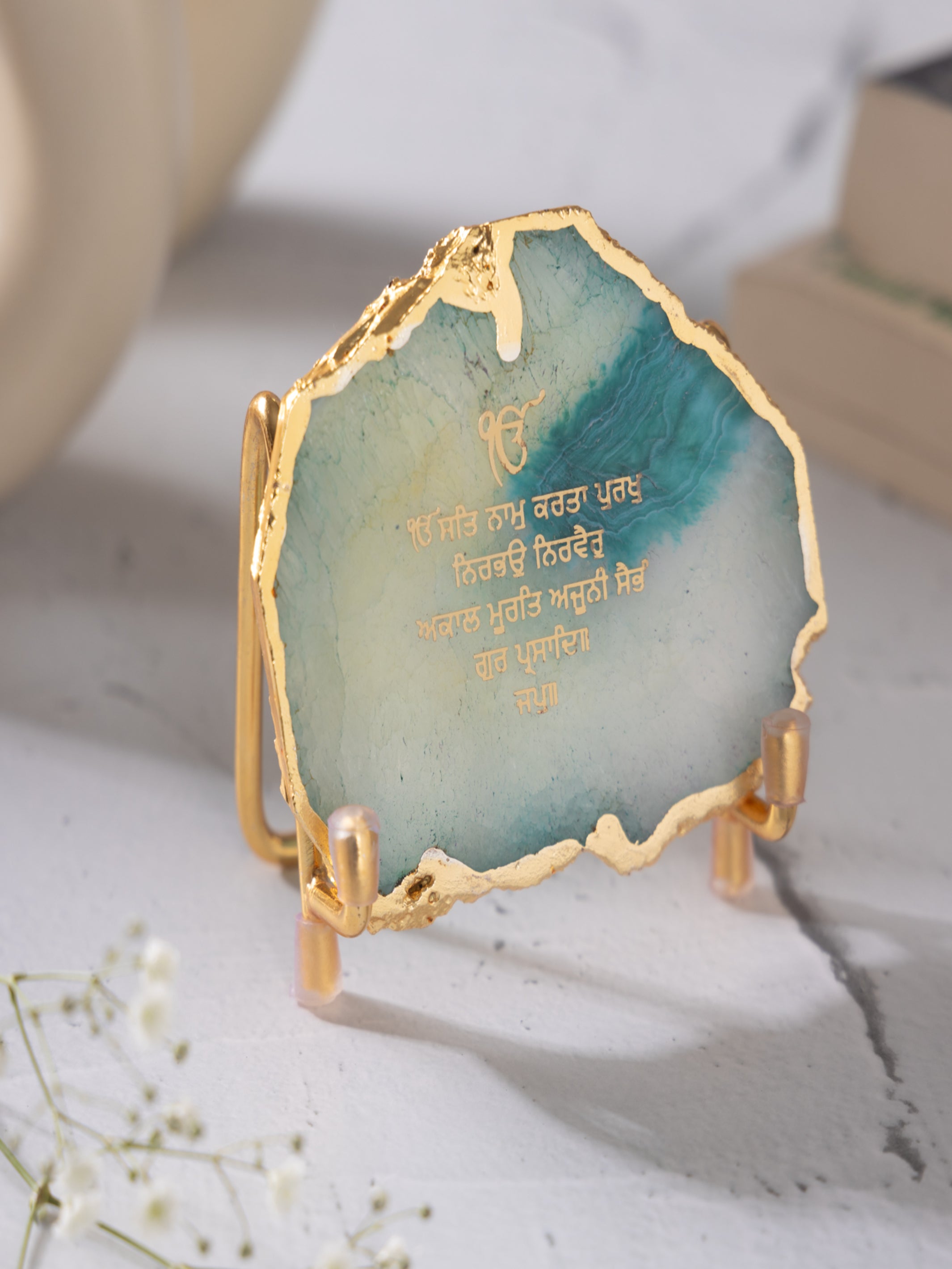 Ik Onkar Mantra Agate Metal Showpeice