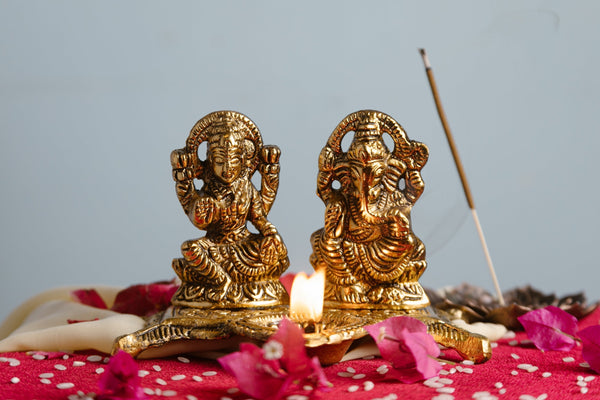 Brass Laxmi Ganesh Idol Diya | Antique Finish