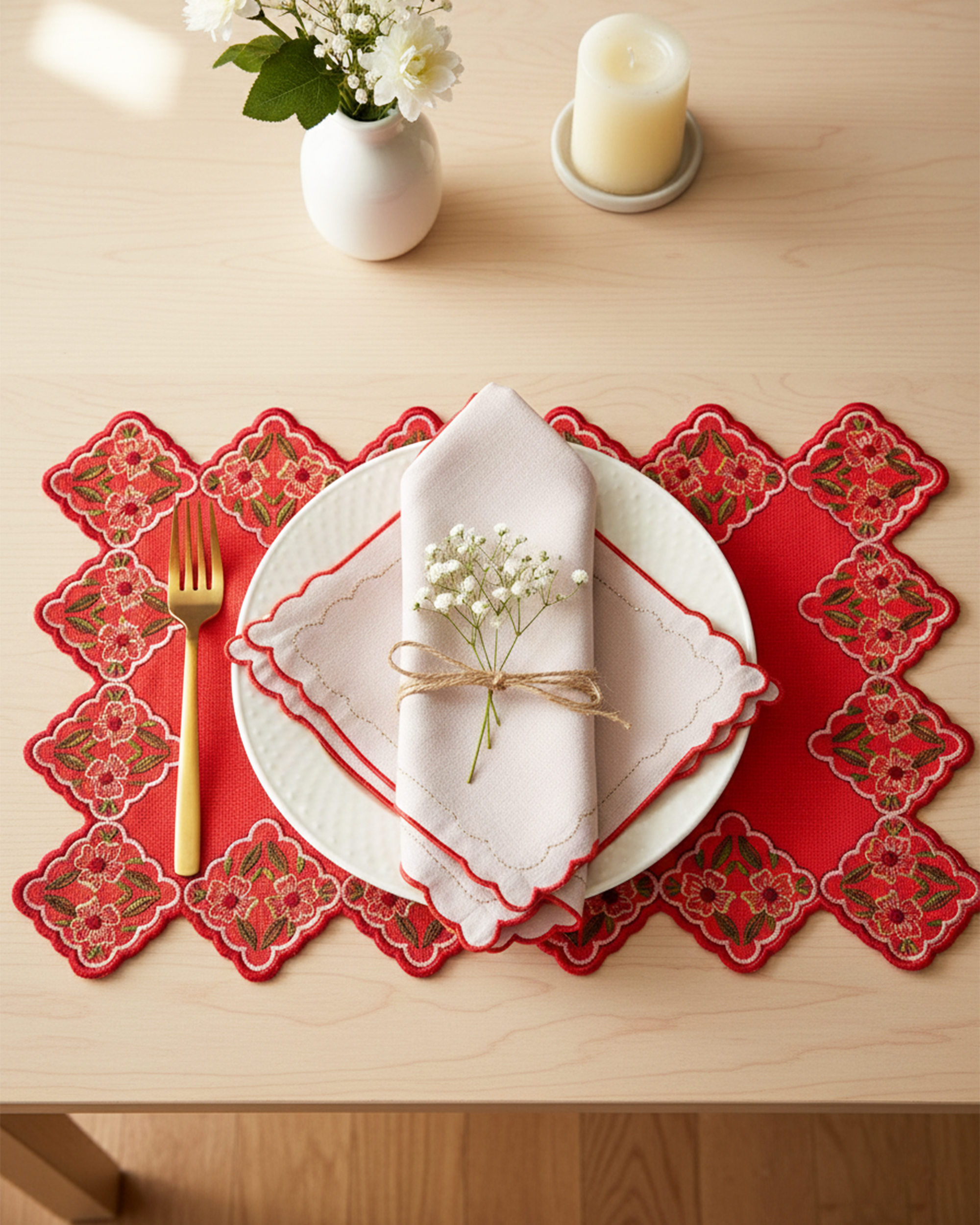 Mimo Pink Embroidered Edge Napkin - 14"x14"
